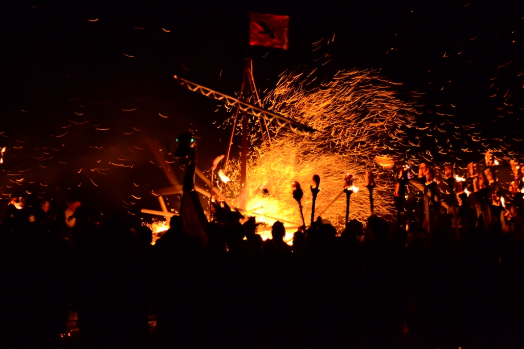 The burning of the galley - Photo: Mark Berry