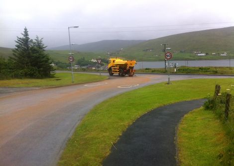 The Voe junction is being gritted on Friday afternoon.