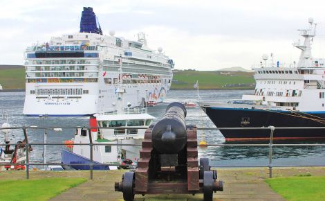 The Norwegian Star anchored in the port on Thursday - Photo: Ian Leask