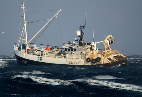 Shetland white fish trawler Defiant LK371. Photo SFA