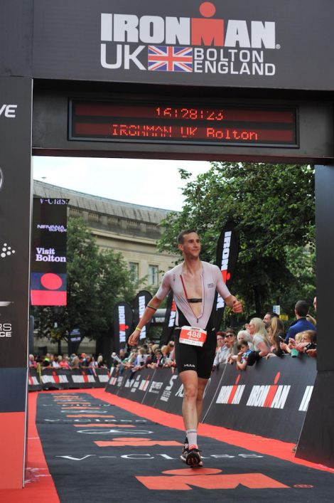 Davie Williamson crossing the finishing line - Photo: Finisherpix