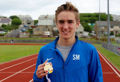 Seumas MacKay back at the Clickimin track following gold medal success in Gotland. Photo: Shetland News/Chris Cope.